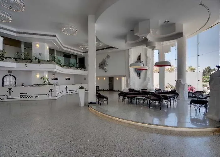 Kahramana Naama Bay Sarm es-Sejk