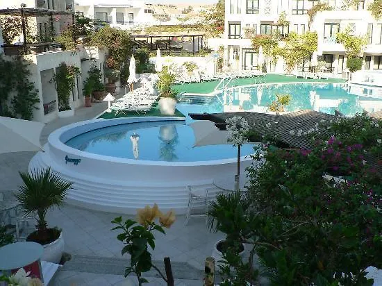 Kahramana Naama Bay